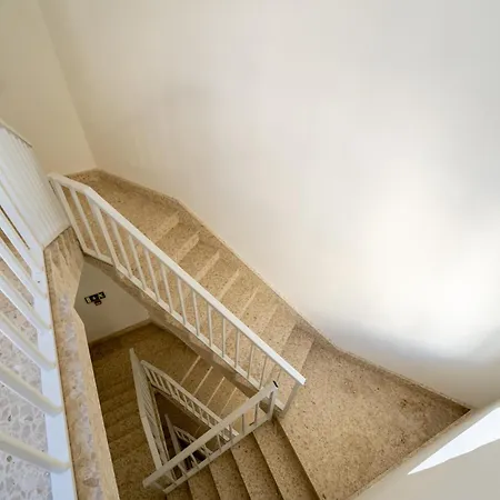 Flora Flats 1st, 2nd And 3rd Floor Appartments No Lift San Pawl il-Baħar