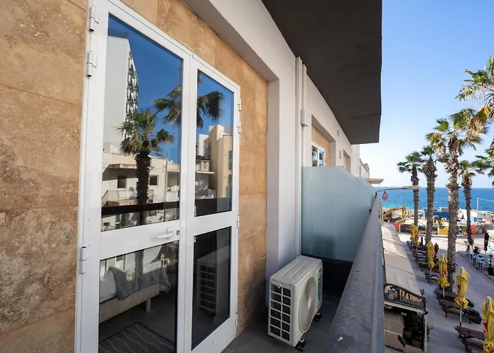 Flora Flats 1st, 2nd And 3rd Floor Appartments No Lift Apartment