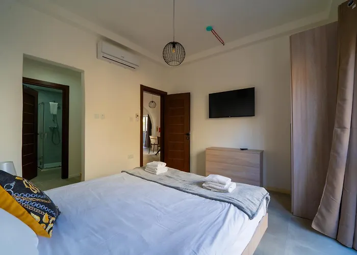 Flora Flats 1st, 2nd And 3rd Floor Appartments No Lift *